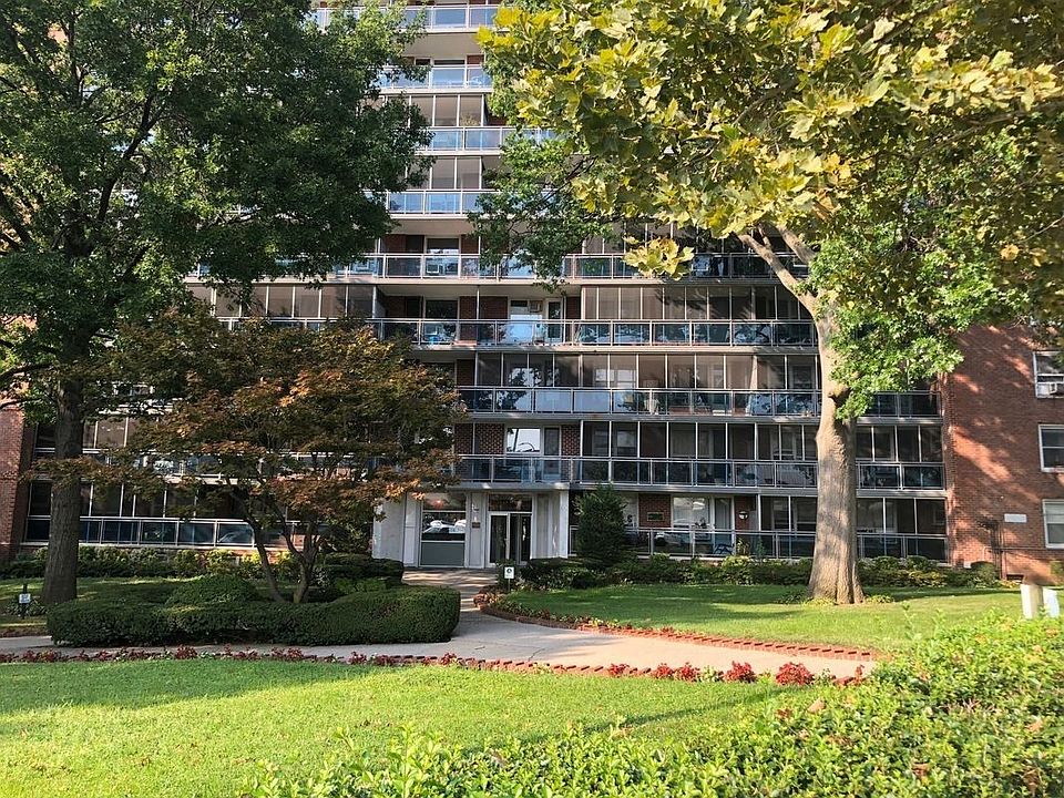 1st image of 9740 62nd Dr APT 15M