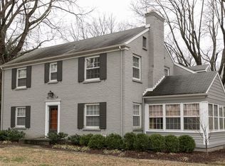 106 Travois Rd, Indian Hills, KY 40207