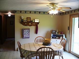 2nd image of 1155 Spencer Rd