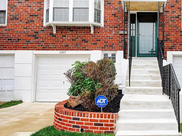 1367 Adair Rd, Brookhaven, PA 19015