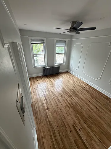 72 Jefferson Ave #2R Photo 1