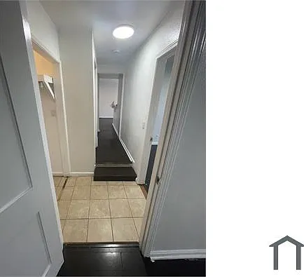 4605 1/2 Arlington Ave #2 — Photo 9