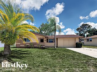 8000 Jasmine Blvd, Port Richey, FL 34668