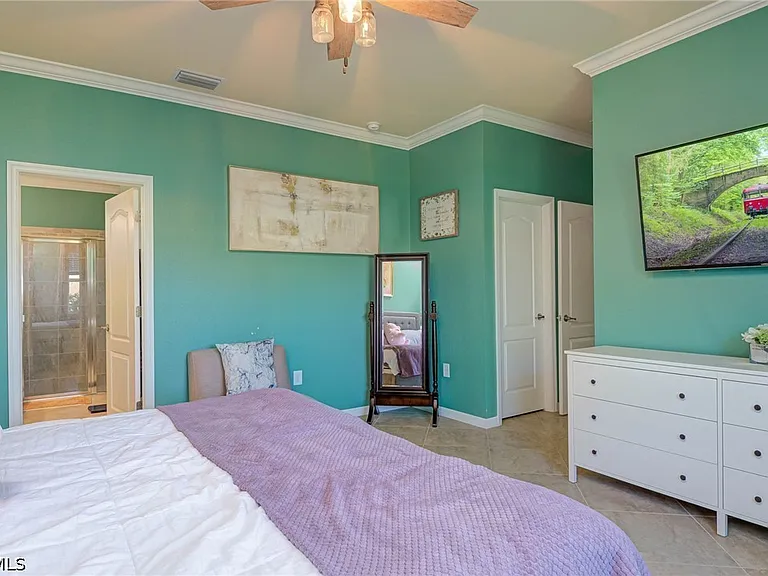 3652 E Hampton Cir — Photo 14