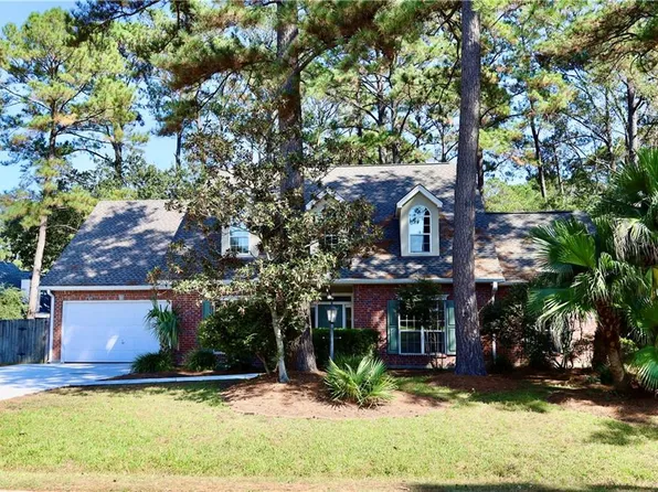 7134 Meadowbrook Dr, Mandeville, LA 70471