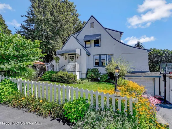 310 Montrose Ave, Clarks Summit, PA 18411