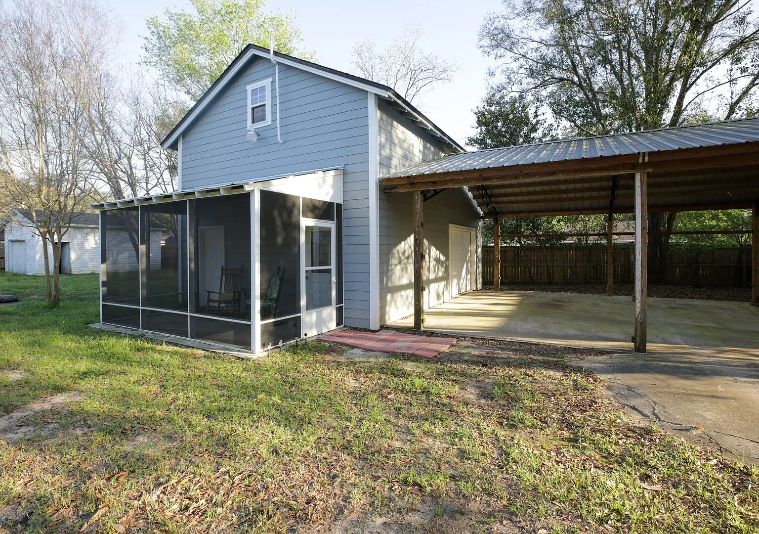 Quaint Secluded Studio in Pensacola — Photo 1