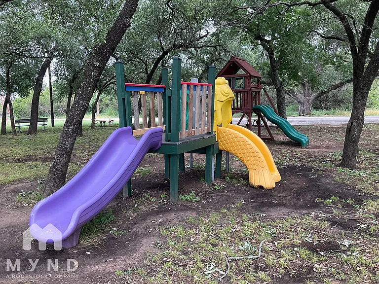 5401 Ashworth Ct — Photo 26