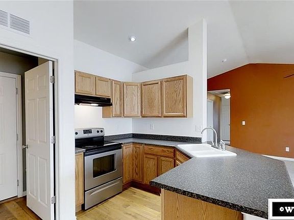 2nd image of 650 Eagle Cir
