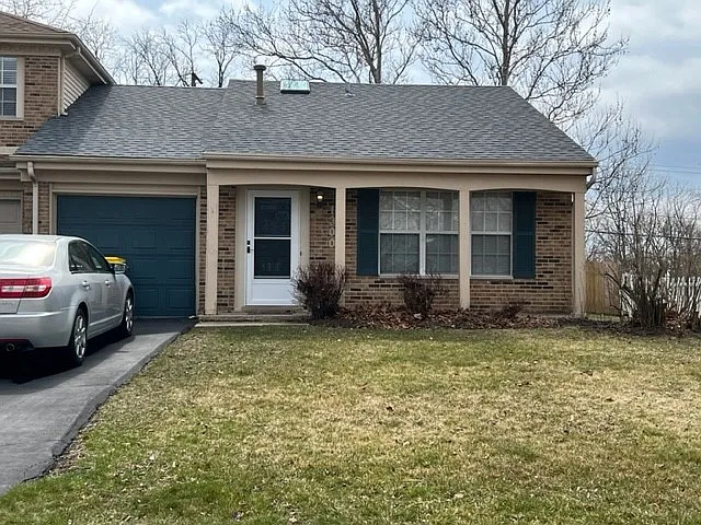 1300 Robin Dr photo 1