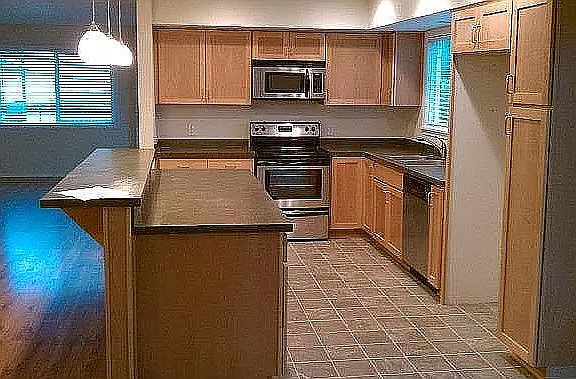 3rd image of 11717 SE McGillivray Blvd
