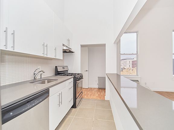 3rd image of 764 Manhattan Ave #44C