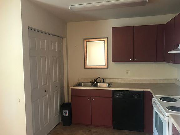 5th image of 903 Civic Way