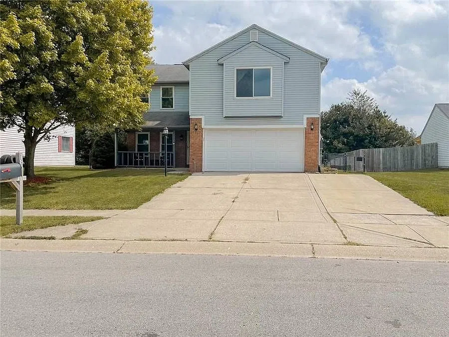 185 Meadow Glen Dr