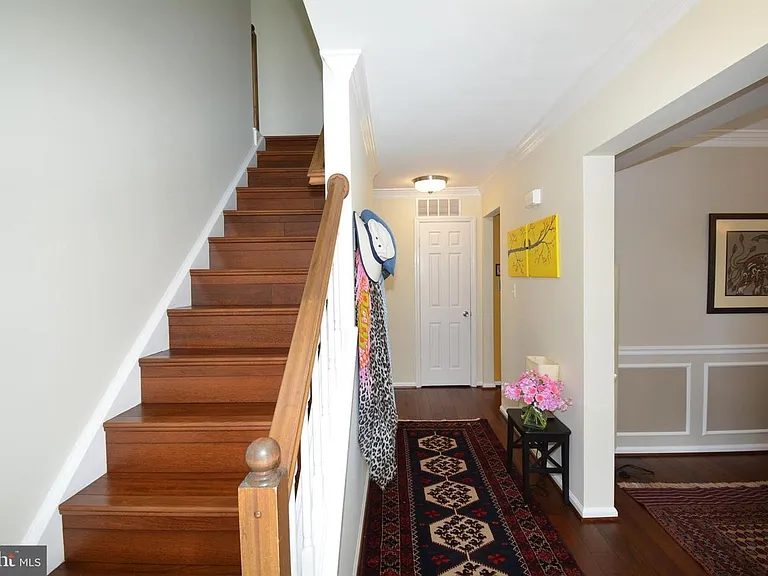 6153 Summer Park Ln — Photo 5