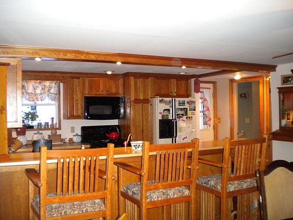 maple breakfast bar
