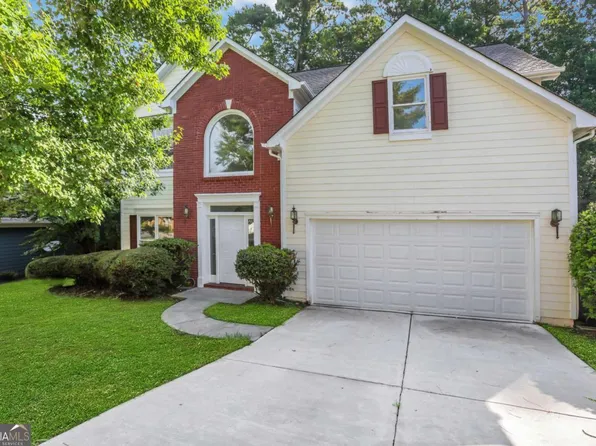 757 Dunlin Fields Dr, Lawrenceville, GA 30044
