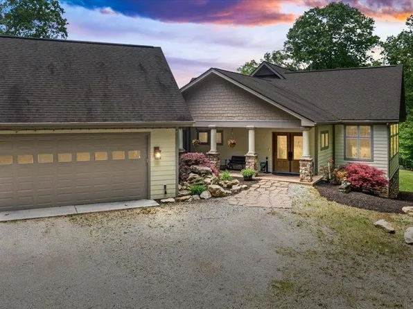 140 Spring Dr, Newport, VA 24128