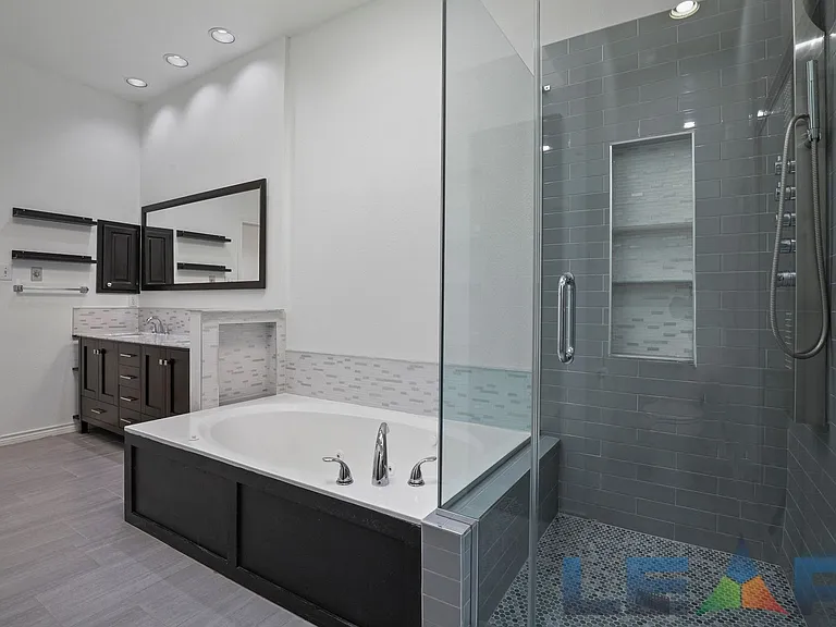 8704 Moss Hill Rd — Photo 10