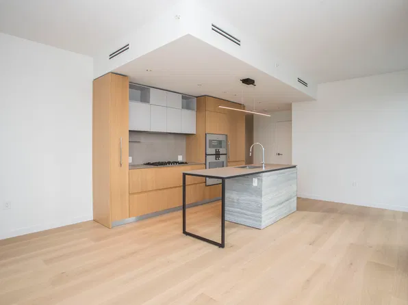 1277 Hornby St, Vancouver, BC