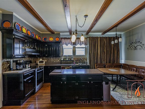 5th image of 352 Glen Dr