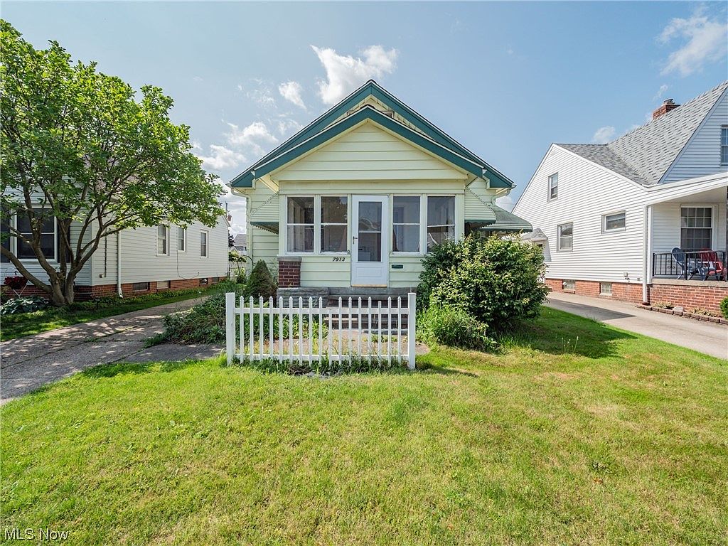 7913 Spring Garden Rd, Parma, OH 44129 MLS 4473623 Zillow