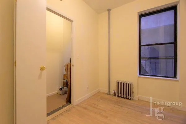 Rented by Hecht Group | media 27