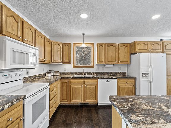 4th image of 530 5th Ave SE