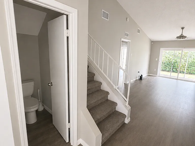 3174 Beecher Dr E — Photo 12
