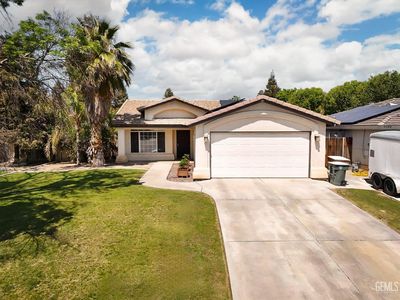 5704 Pine Canyon Dr, Bakersfield, CA, 93313