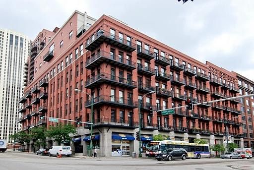 1st image of 616 W Fulton St APT 717
