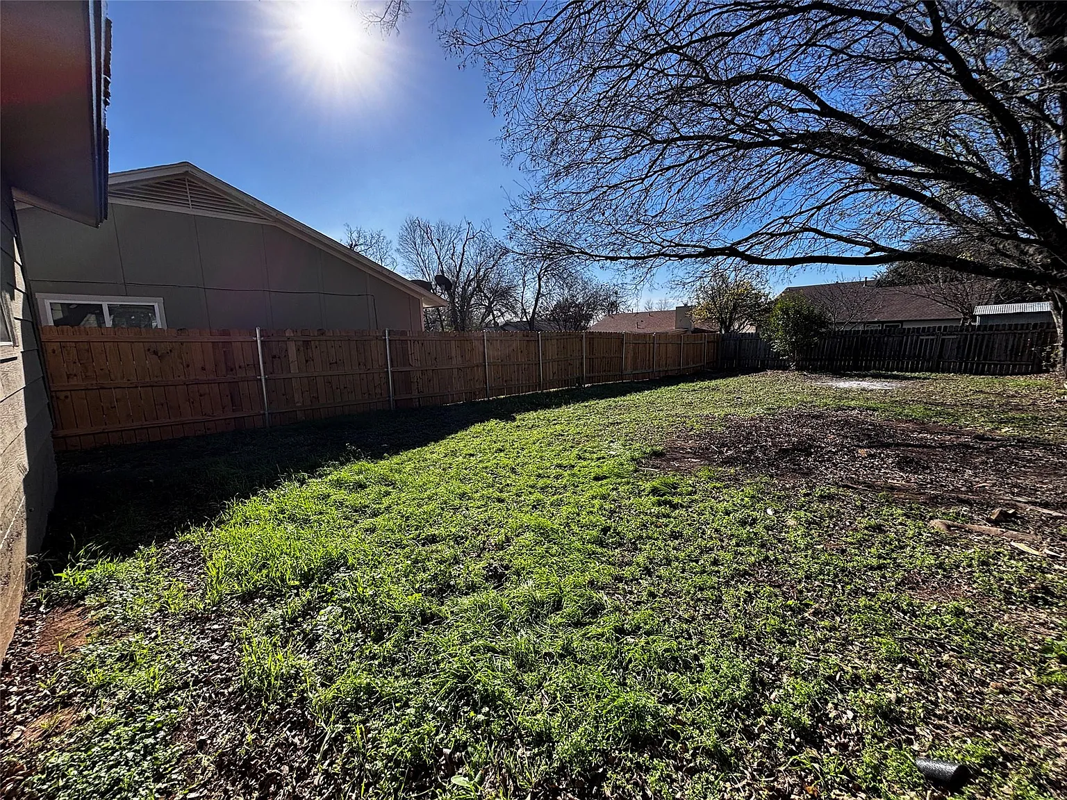 2 bed, 1.0 bath, 800 sqft, $1,400 — Photo 3