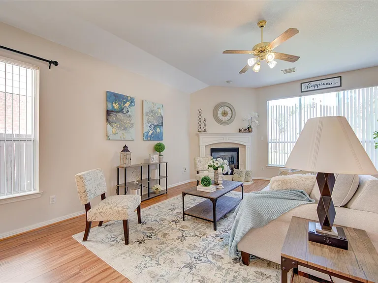 22514 Jutewood Ln — Photo 16