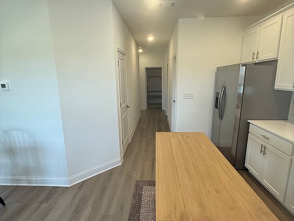 5th image of 110 Palmetto Ave