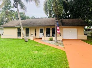 926 SW 6th Pl, Cape Coral, FL 33991