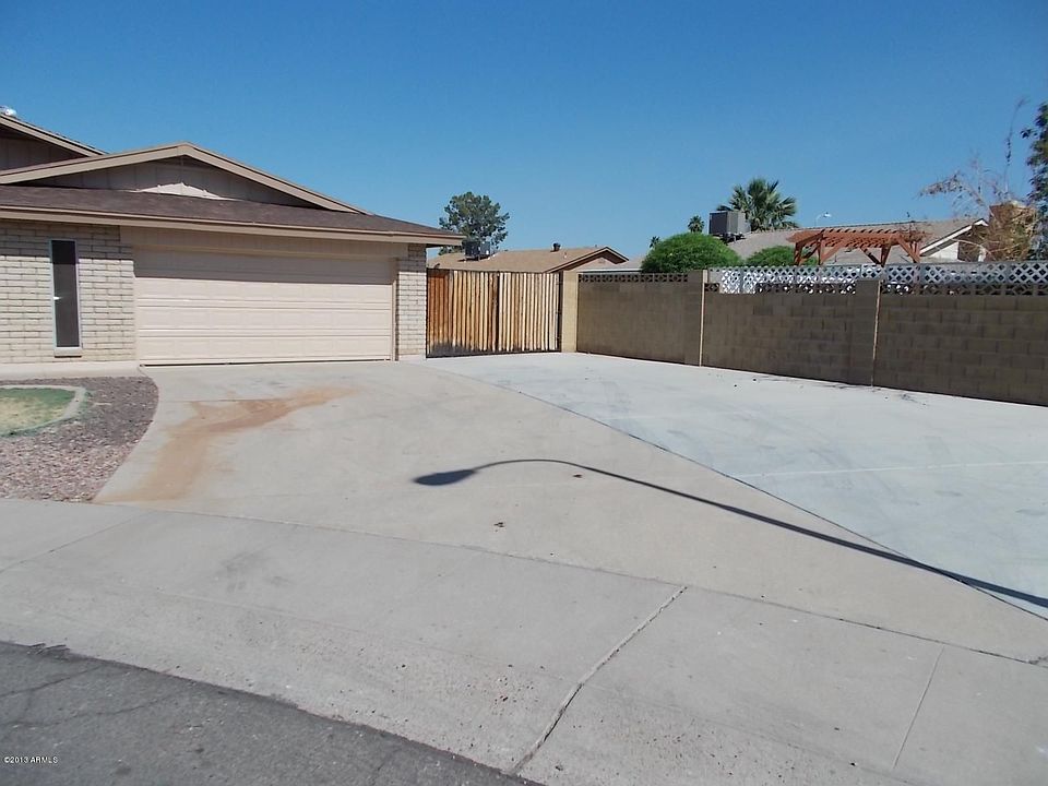 1st image of 8322 N 50th Ave