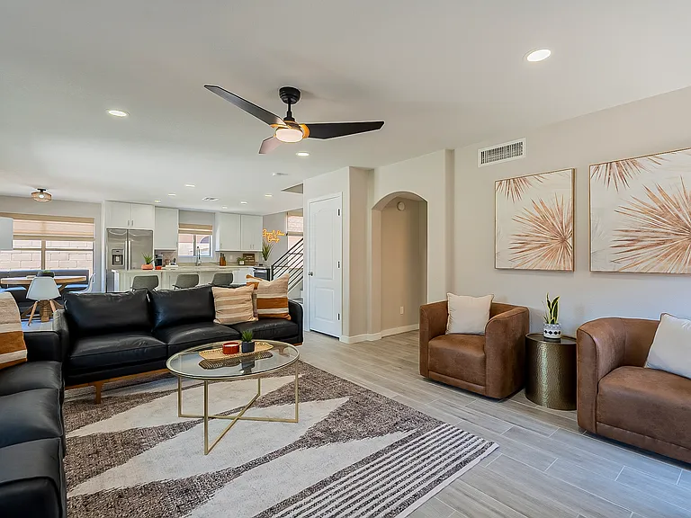 1078 S Riata St — Photo 15