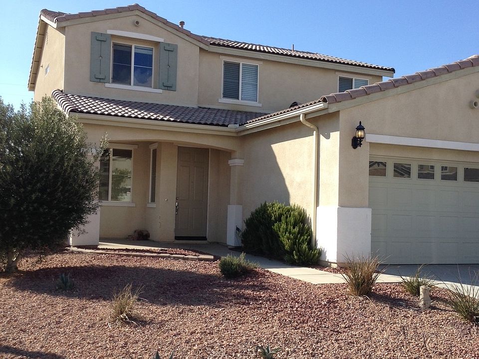 1st image of 16644 Desert Lily St
