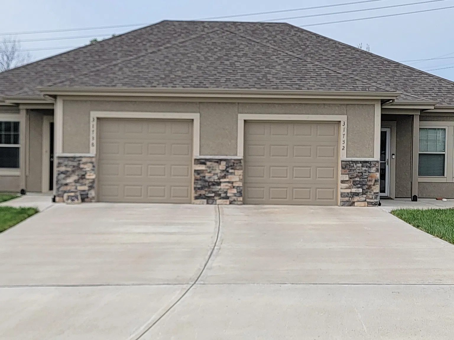 2 bed, 1.5 bath, 1107 sqft, $1,650 — Photo 1