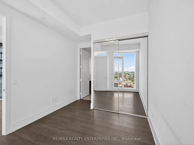 470 Front St W #2306 — Photo 19