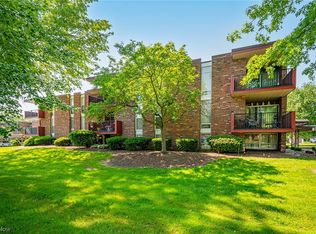 2980 N River Rd NE APT E4, Warren, OH 44483