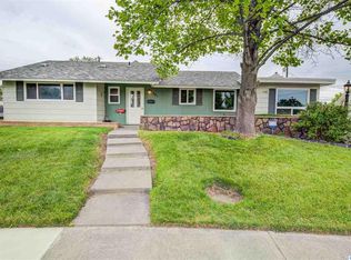 301 S Mayfield St, Kennewick, WA 99336