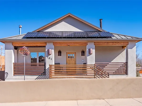 701 Calle Grillo, Santa Fe, NM 87505