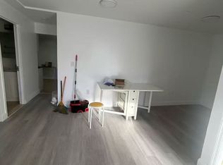 4324 Robinson St APT 6A, Flushing, NY 11355