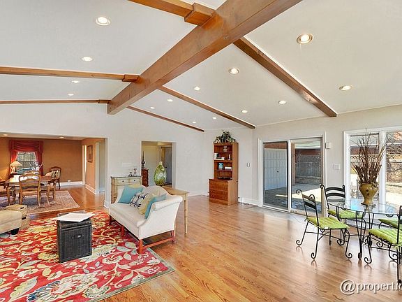 Living Room/Dining Room