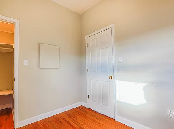 5th image of 453 N Paulina St #2