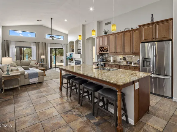 229 E JORDON Lane, Phoenix, AZ 85086