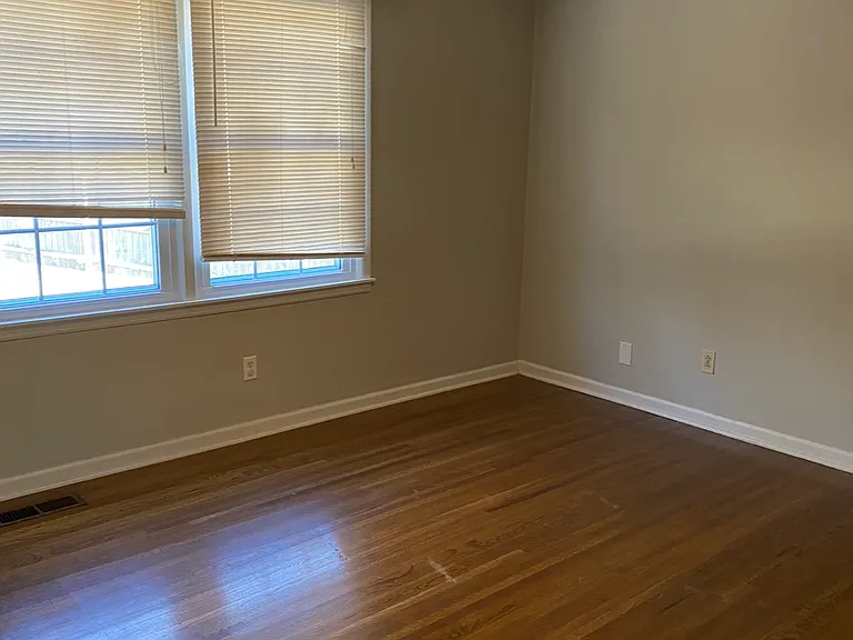 8002 Greenwillow Ct SE — Photo 19