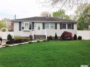 28 Joy Rd, Selden, NY 11784