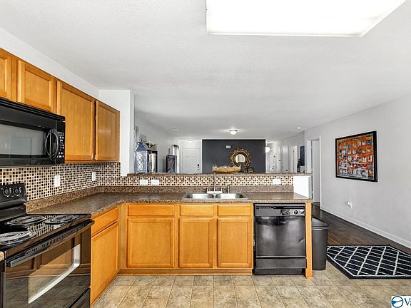5th image of 283 Bermuda Lakes Dr